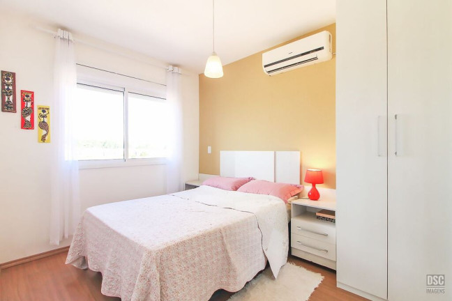Imagem Apartamento com 2 Quartos à Venda, 51 m² em Hípica - Porto Alegre