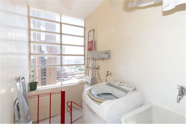 Imagem Apartamento com 3 Quartos à Venda, 195 m² em Pinheiros - São Paulo Imagem Apartamento com 3 Quartos à Venda, 195 m² em Pinheiros - São Paulo