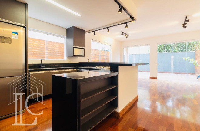 Imagem Casa com 3 Quartos à Venda, 300 m² em Morumbi - São Paulo