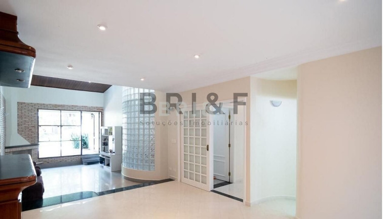 Imagem Casa com 3 Quartos à Venda, 225 m² em Vila Cordeiro - São Paulo
