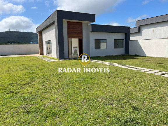 Casa com 4 Quartos à Venda, 190 m² em Cabo Frio