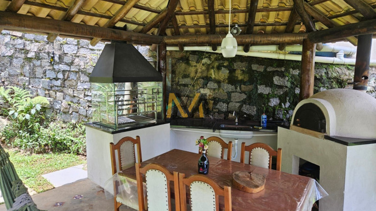 Imagem Casa de Condomínio com 2 Quartos à Venda, 251 m² em Centro - Mairiporã