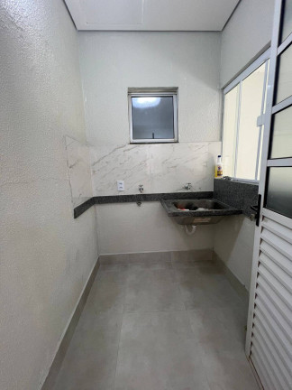 Imagem Casa com 3 Quartos à Venda, 160 m² em Parque Residencial Das Nações Indígenas - Cuiabá Imagem Casa com 3 Quartos à Venda, 160 m² em Parque Residencial Das Nações Indígenas - Cuiabá