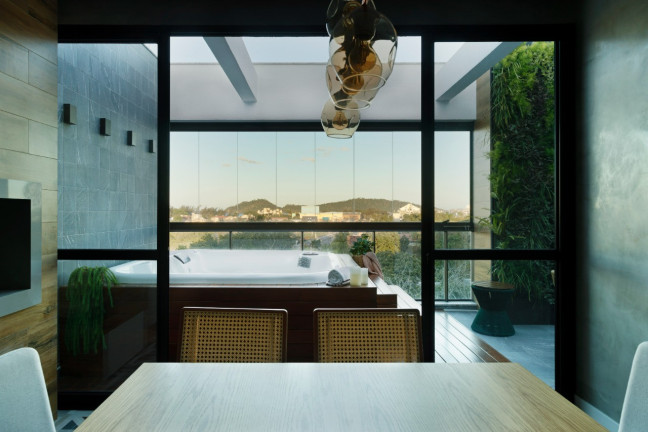 Imagem Cobertura com 2 Quartos à Venda, 126 m² em Campeche - Florianopolis