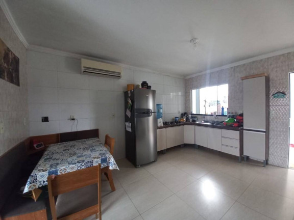 Imagem Casa com 7 Quartos à Venda, 320 m² em Costeira - Balneário Barra Do Sul