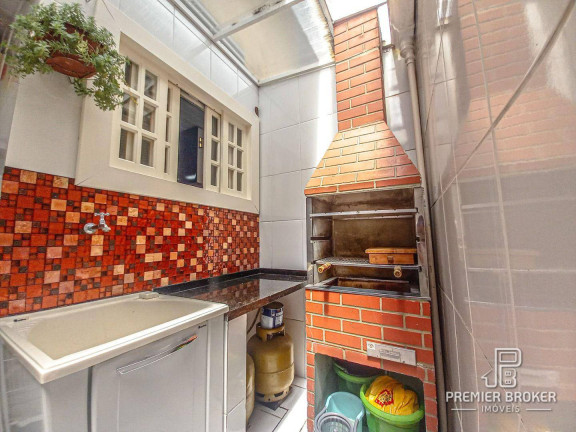 Imagem Casa com 2 Quartos à Venda, 63 m² em Jardim Meudon - Teresópolis Imagem Casa com 2 Quartos à Venda, 63 m² em Jardim Meudon - Teresópolis