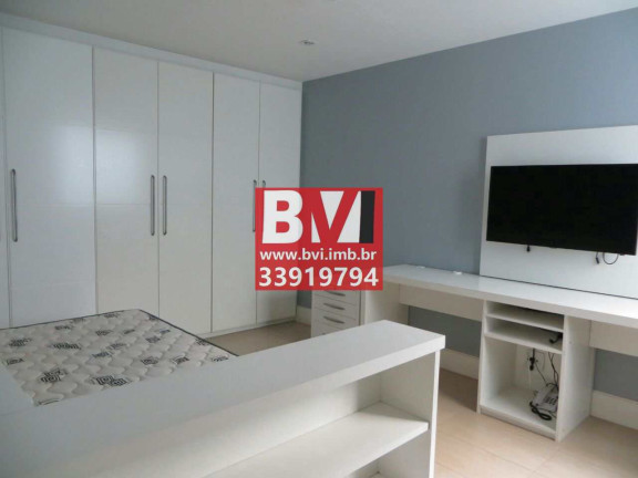 Imagem Casa com 6 Quartos à Venda, 500 m² em Vista Alegre - Rio De Janeiro Imagem Casa com 6 Quartos à Venda, 500 m² em Vista Alegre - Rio De Janeiro