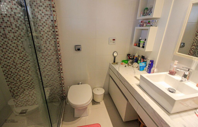Imagem Casa com 5 Quartos à Venda, 648 m² em Tristeza - Porto Alegre