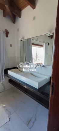 Imagem Casa com 4 Quartos à Venda, 319 m² em Ferradura - Armação Dos Búzios Imagem Casa com 4 Quartos à Venda, 319 m² em Ferradura - Armação Dos Búzios