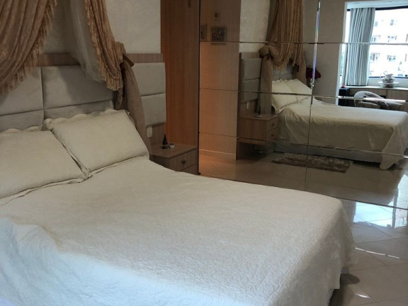 Imagem Imóvel com 4 Quartos à Venda, 170 m² em Meia Praia - Itapema