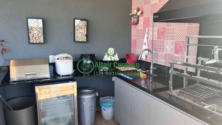 Imagem Casa de Condomínio com 3 Quartos à Venda, 405 m² em Centro - Jambeiro