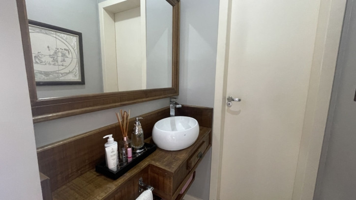 Imagem Casa com 3 Quartos à Venda, 215 m² em Cachoeira Do Bom Jesus - Florianópolis Imagem Casa com 3 Quartos à Venda, 215 m² em Cachoeira Do Bom Jesus - Florianópolis
