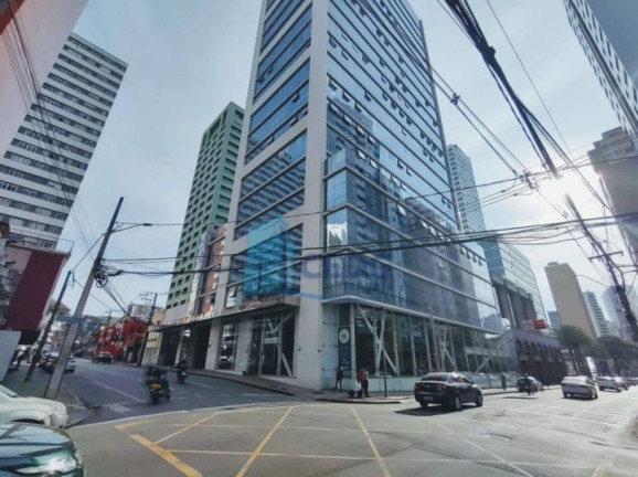 Sala Comercial à Venda, 38 m² em Centro - Curitiba
