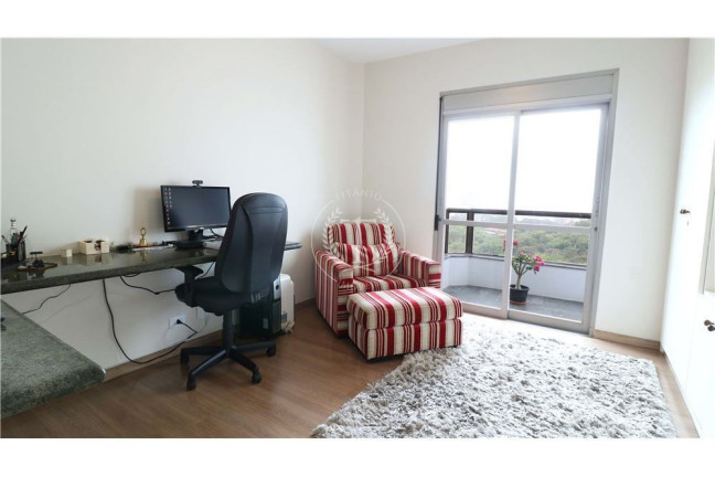 Imagem Apartamento com 3 Quartos à Venda, 189 m² em Vila Suzana - São Paulo
