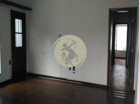 Imagem Casa com 4 Quartos à Venda, 380 m² em Gonzaga - Santos Imagem Casa com 4 Quartos à Venda, 380 m² em Gonzaga - Santos