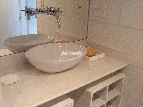 Imagem Apartamento com 3 Quartos à Venda, 210 m² em Jardim Paulista - São Paulo Imagem Apartamento com 3 Quartos à Venda, 210 m² em Jardim Paulista - São Paulo