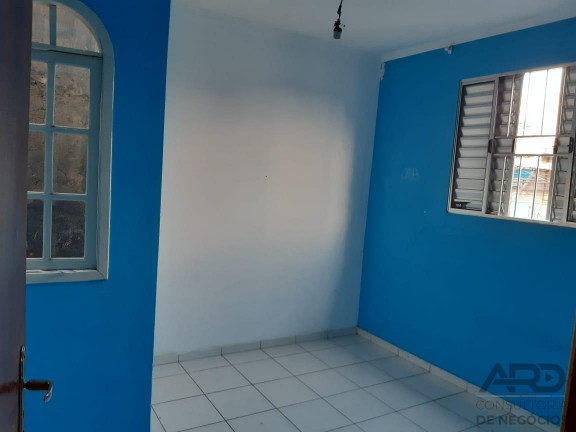 Imagem Casa com 3 Quartos para Alugar, 200 m² em Vila Nova Curuçá - São Paulo