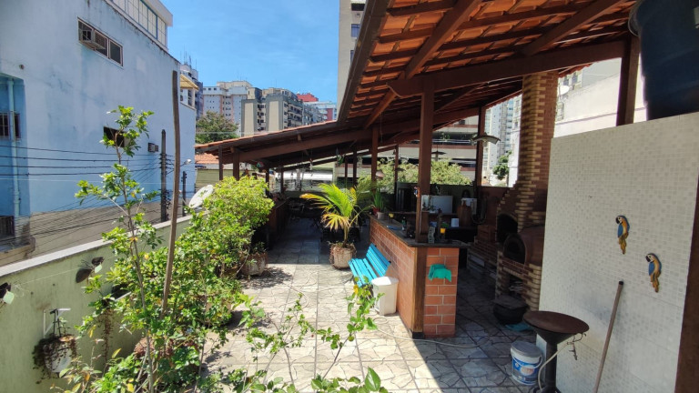 Imagem Casa com 3 Quartos à Venda, 250 m² em Icaraí - Niterói Imagem Casa com 3 Quartos à Venda, 250 m² em Icaraí - Niterói