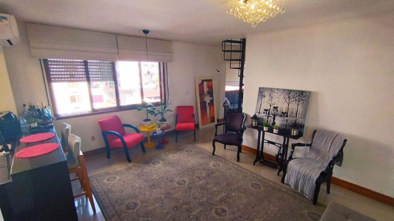 Imagem Imóvel com 4 Quartos à Venda,  em Jardim Lindóia - Porto Alegre