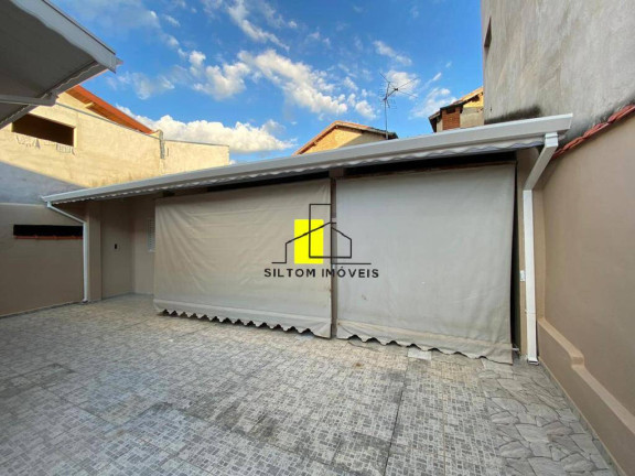 Imagem Casa com 3 Quartos à Venda, 130 m² em Jardim América - Taubaté