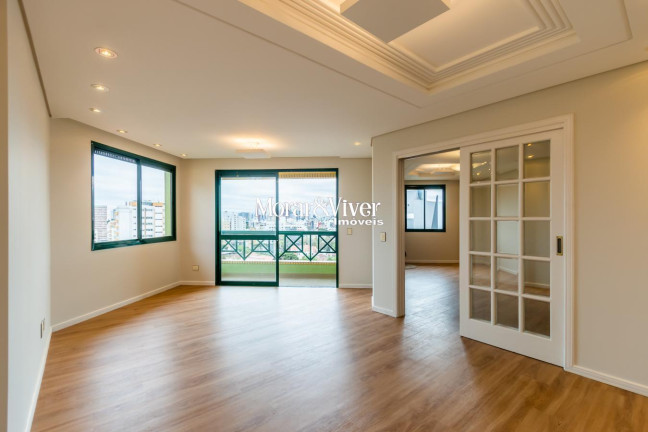 Imagem Apartamento com 3 Quartos à Venda, 149 m² em Centro - Curitiba