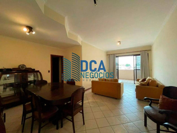 Apartamento com 3 Quartos à Venda, 110 m² em Centro - Taubaté