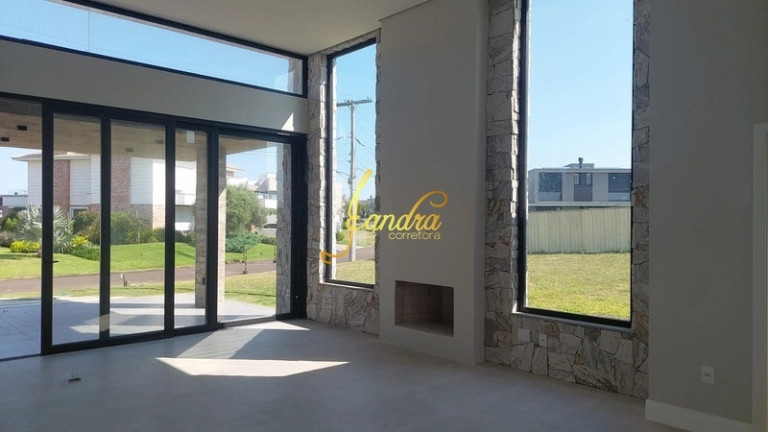 Imagem Casa de Condomínio com 4 Quartos à Venda, 240 m² em Remanso - Xangri-la