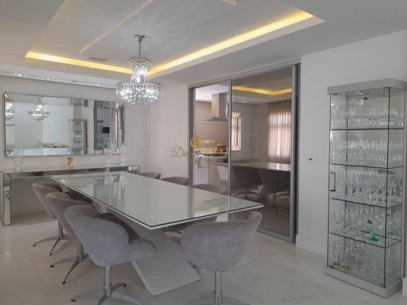 Imagem Apartamento com 4 Quartos à Venda, 600 m² em Várzea - Teresópolis
