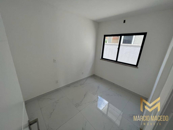Imagem Casa com 4 Quartos à Venda, 300 m² em Cidade Alpha - Eusébio