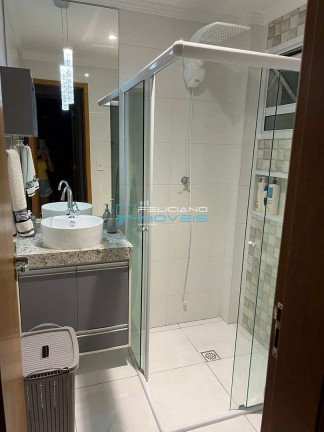 Imagem Apartamento com 2 Quartos à Venda, 74 m² em Guilhermina - Praia Grande