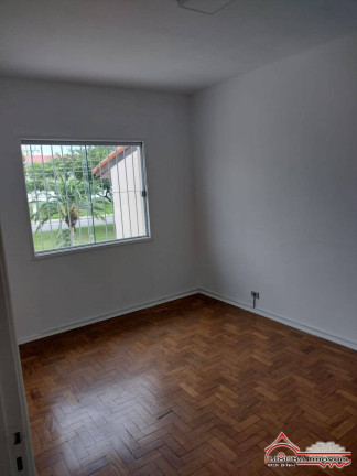 Imagem Casa com 3 Quartos à Venda, 140 m² em Parque Brasil - Jacareí Imagem Casa com 3 Quartos à Venda, 140 m² em Parque Brasil - Jacareí