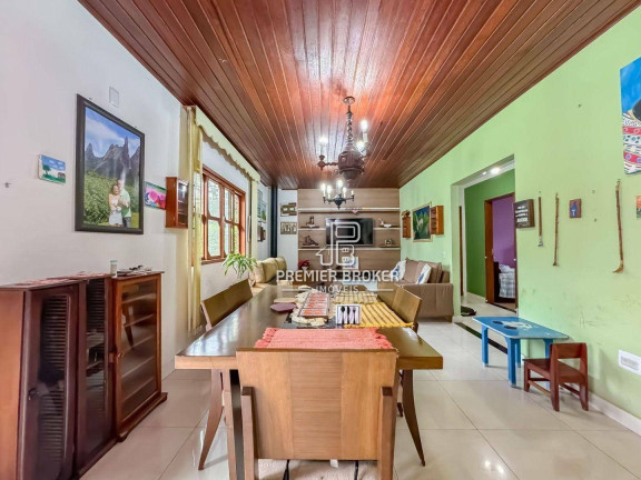 Imagem Casa com 3 Quartos à Venda, 118 m² em Albuquerque - Teresópolis Imagem Casa com 3 Quartos à Venda, 118 m² em Albuquerque - Teresópolis