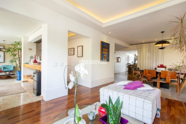 Imagem Apartamento com 4 Quartos à Venda, 275 m² em Real Parque - São Paulo