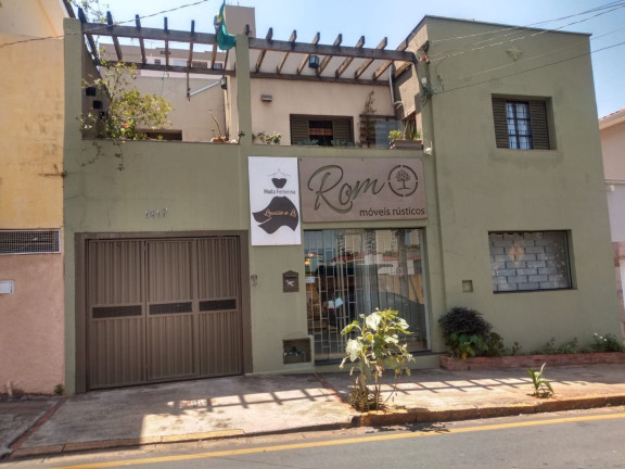 Casa com 3 Quartos à Venda ou Locação, 180 m² em Centro - Piracicaba