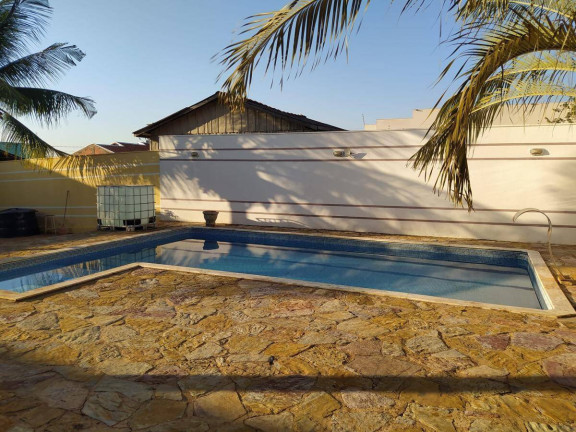 Imagem Casa com 3 Quartos à Venda, 200 m² em Tangará Da Serra Imagem Casa com 3 Quartos à Venda, 200 m² em Tangará Da Serra