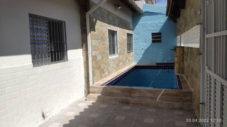 Imagem Casa com 3 Quartos à Venda, 147 m² em Guilhermina - Praia Grande