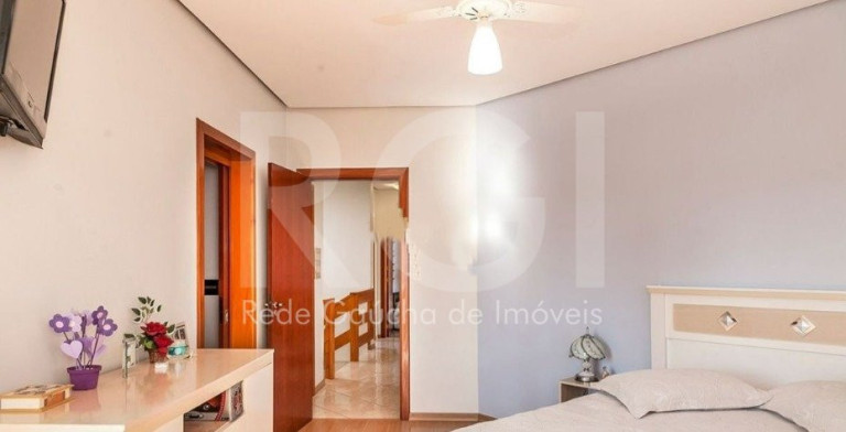 Imagem Casa com 4 Quartos à Venda, 492 m² em Vila João Pessoa - Porto Alegre Imagem Casa com 4 Quartos à Venda, 492 m² em Vila João Pessoa - Porto Alegre