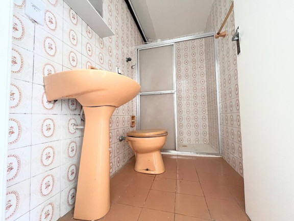 Imagem Imóvel com 1 Quarto à Venda, em Camaquã - Porto Alegre Imagem Imóvel com 1 Quarto à Venda, em Camaquã - Porto Alegre