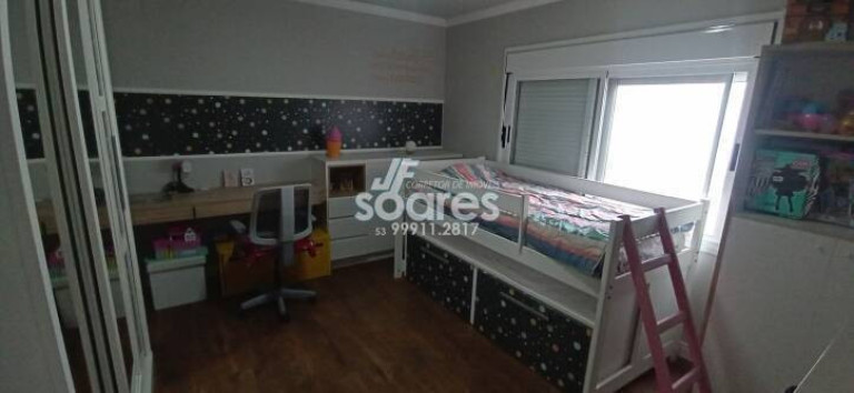 Imagem Sobrado com 4 Quartos à Venda, 283 m² em Laranjal - Pelotas Imagem Sobrado com 4 Quartos à Venda, 283 m² em Laranjal - Pelotas