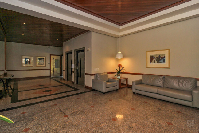 Imagem Apartamento com 3 Quartos à Venda, 120 m² em Moinhos De Vento - Porto Alegre Imagem Apartamento com 3 Quartos à Venda, 120 m² em Moinhos De Vento - Porto Alegre