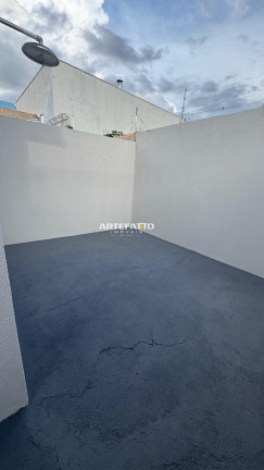 Imagem Casa com 2 Quartos à Venda, 125 m²
