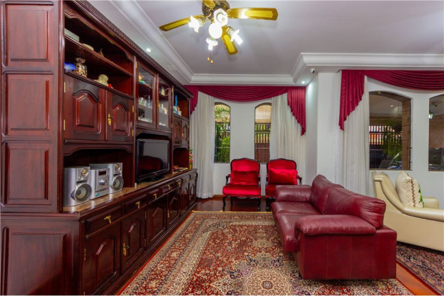 Imagem Casa com 4 Quartos à Venda, 274 m² Imagem Casa com 4 Quartos à Venda, 274 m²