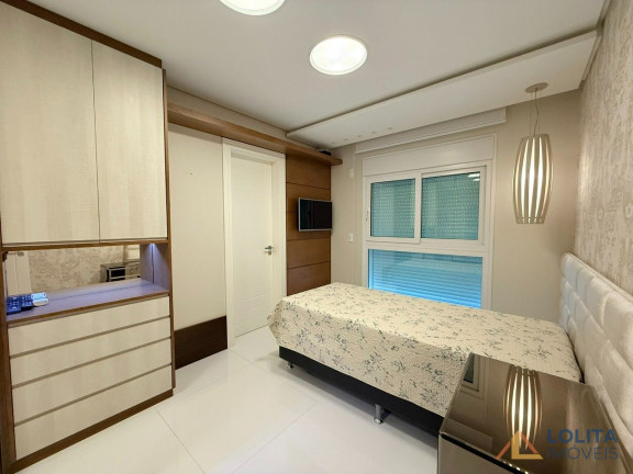 Imagem Apartamento com 3 Quartos à Venda, 122 m² em Agronômica - Florianópolis Imagem Apartamento com 3 Quartos à Venda, 122 m² em Agronômica - Florianópolis