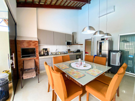 Imagem Casa com 2 Quartos à Venda, 180 m² em Setor Lagoa Quente - Caldas Novas Imagem Casa com 2 Quartos à Venda, 180 m² em Setor Lagoa Quente - Caldas Novas
