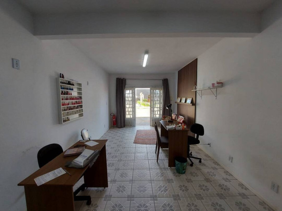 Imagem Casa com 5 Quartos à Venda, 314 m² em Centro - Balneário Barra Do Sul Imagem Casa com 5 Quartos à Venda, 314 m² em Centro - Balneário Barra Do Sul