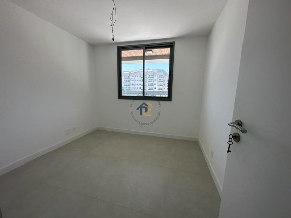 Imagem Apartamento com 4 Quartos à Venda, 98 m² em Charitas - Niterói