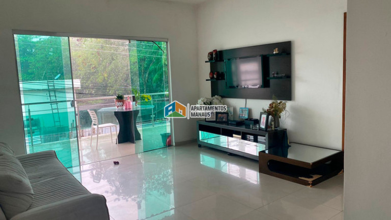 Imagem Casa com 3 Quartos à Venda, 313 m² em Planalto - Manaus