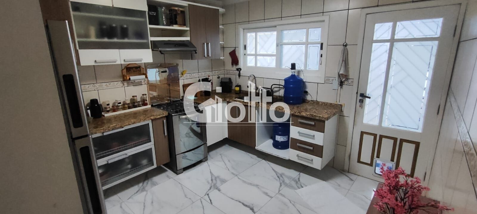 Imagem Casa com 2 Quartos à Venda, 121 m² em Chácara Das Flores - Mogi Das Cruzes