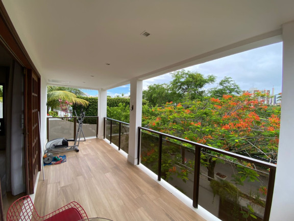 Imagem Casa com 3 Quartos à Venda, 400 m² em Itaigara - Salvador Imagem Casa com 3 Quartos à Venda, 400 m² em Itaigara - Salvador