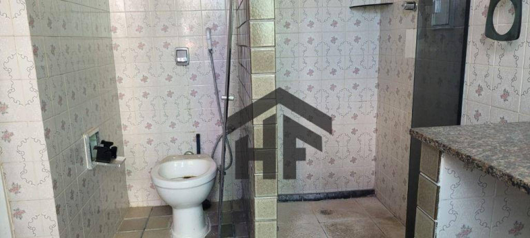 Imagem Casa com 3 Quartos à Venda, 250 m² em Casa Amarela - Recife Imagem Casa com 3 Quartos à Venda, 250 m² em Casa Amarela - Recife